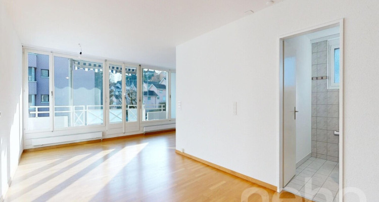 Frisch renovierte Wohnung image 3