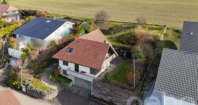 Charmantes Einfamilienhaus mit Potenzial und Ausblick image 2