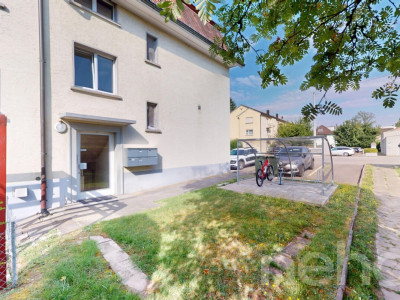 Renovierte 4.5-Zimmer-Wohnung in Zürich-Seebach image 9