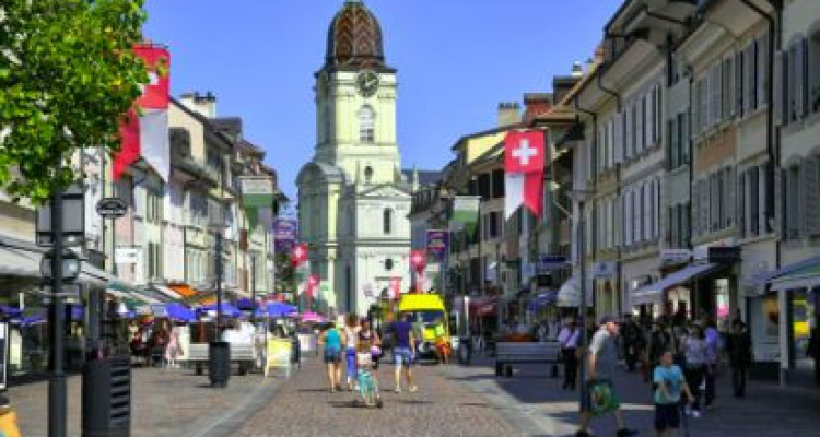 Appartement moderne de 2,5 pièces centre ville à Morges image 1