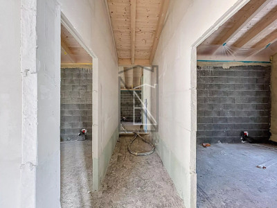 Luxurious 4-Bedroom Apartment in Mex-Suisse image 13