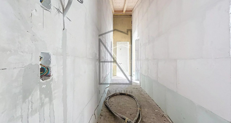 Luxurious 4-Bedroom Apartment in Mex-Suisse image 6