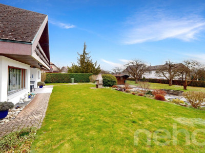 Ruhig gelegenes Einfamilienhaus mit grossem Grundstück und Potenzial image 2