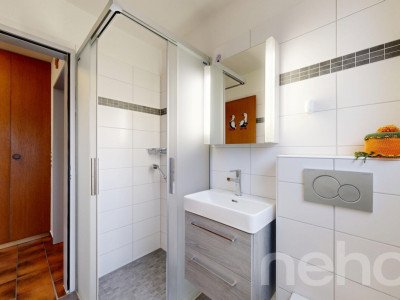 Ruhig gelegenes Einfamilienhaus mit grossem Grundstück und Potenzial image 8