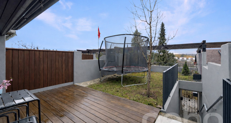 Reihenhaus im Familienquartier mit Terrasse und Garten image 1