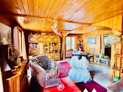 CHALET 4.5 PCES - 122 M2 + NOMBREUSES DÉPENDANCES image 3