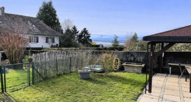 Superbe appartement en viager occupé sans rente avec piscine et vue Lac image 3