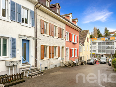 Wohnhaus mit Entwicklungspotenzial an zentraler Lage in Binningen image 2