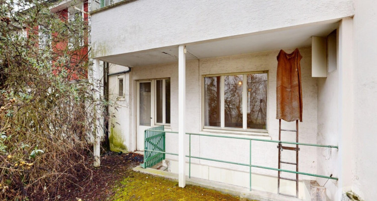 Wohnhaus mit Entwicklungspotenzial an zentraler Lage in Binningen image 12