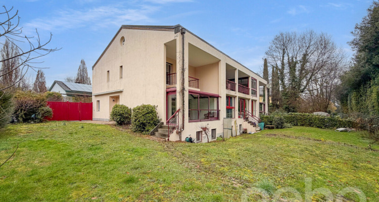 A quelques minutes du lac et de larrêt Tuileries image 3