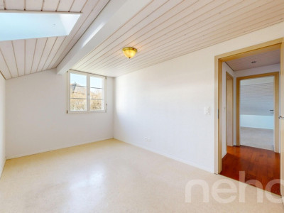 Grosszügiges Einfamilienhaus mit Garten im Zentrum image 9