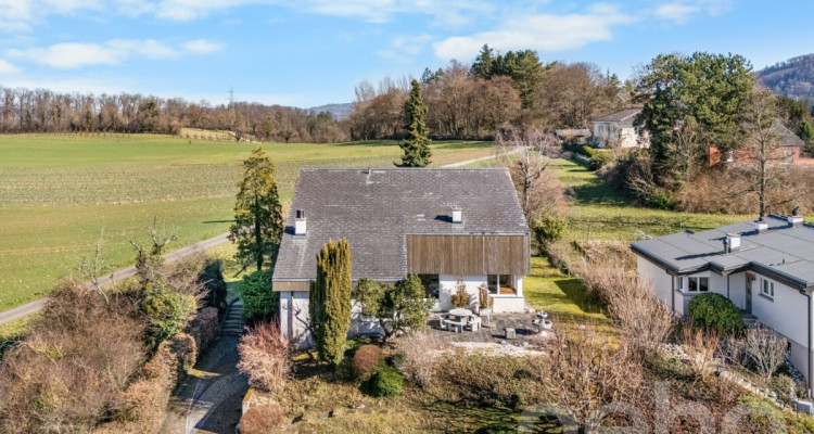 Panorama-Einfamilienhaus mit Blick auf das Kloster Mariastein image 12