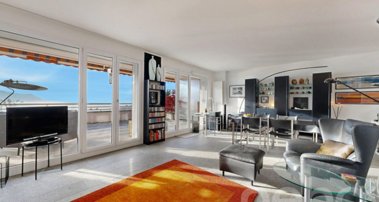 Loft d?exception face au lac, avec piscine et sauna image 2