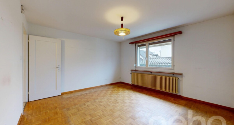 Freistehendes Einfamilienhaus an bevorzugter Lage mit Ausbaupotential image 5