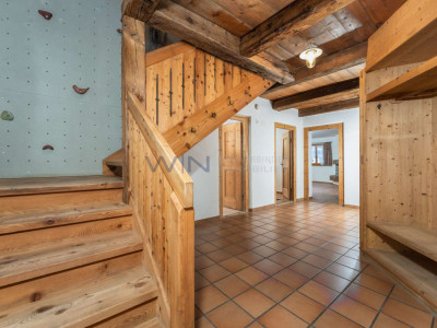 Alpine-Chic: Chalet auf Bergkristall-Nievau image 3