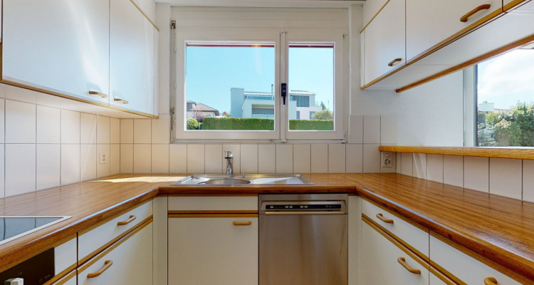 Familienfreundliches Haus mit Garten an ruhiger und sonniger Lage image 7