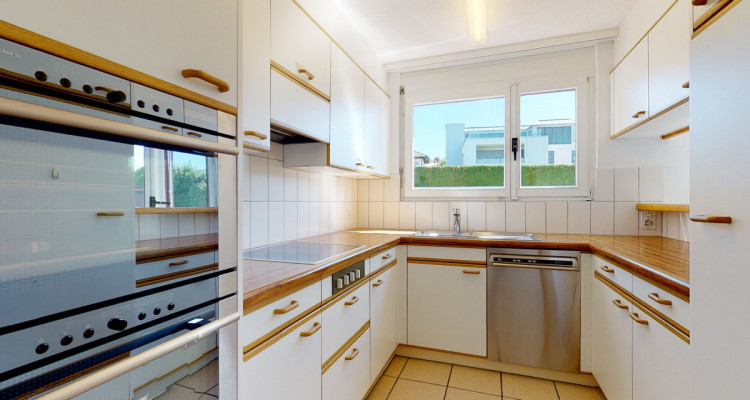 Familienfreundliches Haus mit Garten an ruhiger und sonniger Lage image 9