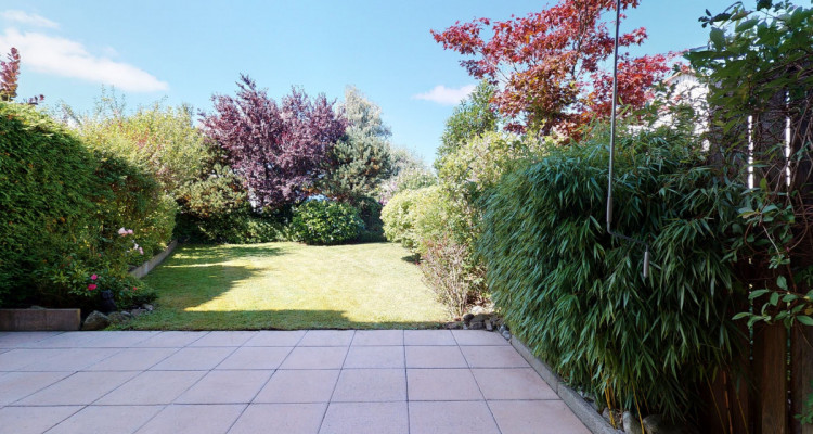 Familienfreundliches Haus mit Garten an ruhiger und sonniger Lage image 10