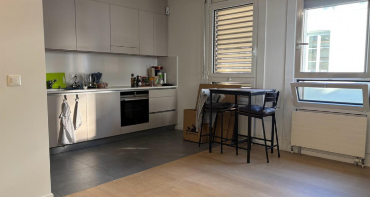 Magnifique et récent 3 pièces, hyper-centre de Genève image 1