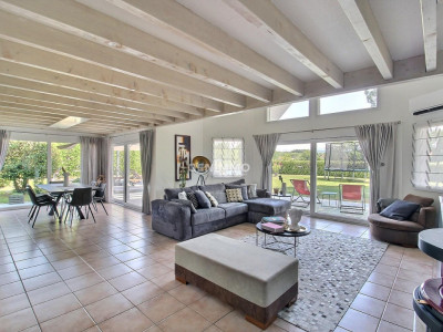 CHENS-SUR-LEMAN (France voisine) Villa darchitecte image 3