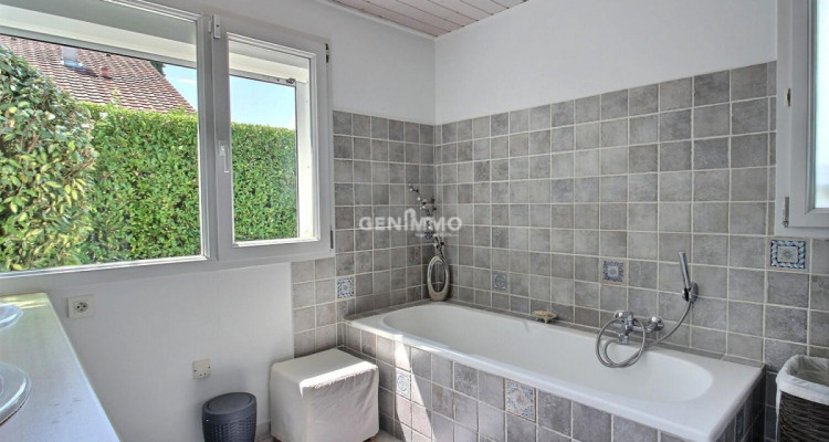 CHENS-SUR-LEMAN (France voisine) Villa darchitecte image 7