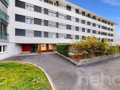 Appartement traversant avec grande terrasse image 1