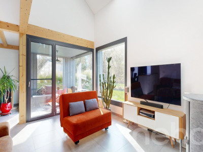 Villa familiale de 5.5 pièces avec terrasses et jardin à Ecublens (FR) image 4