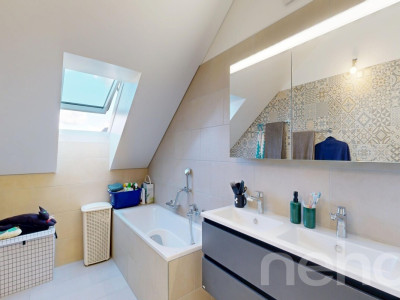 Villa familiale de 5.5 pièces avec terrasses et jardin à Ecublens (FR) image 8