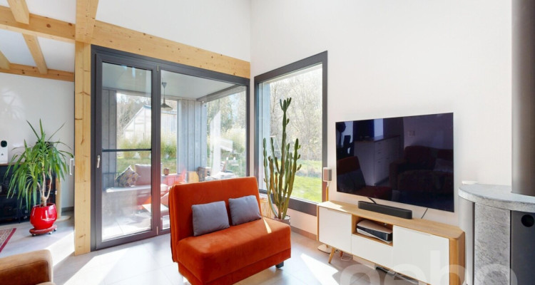 Villa familiale de 5.5 pièces avec terrasses et jardin à Ecublens (FR) image 4