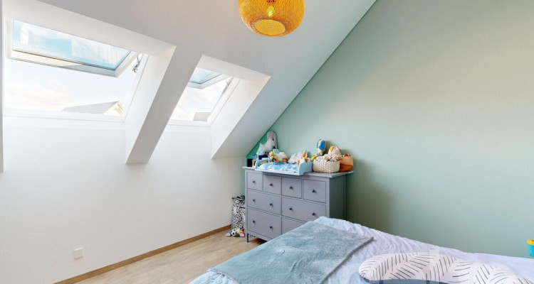 Villa familiale de 5.5 pièces avec terrasses et jardin à Ecublens (FR) image 7