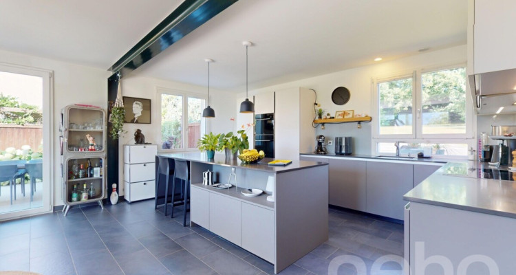 Belle villa familiale de 6.5 pièces rénovée avec soin image 3