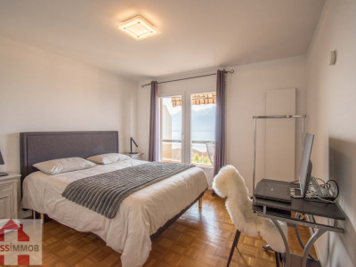 SUBERBE 2.5p meublé AVEC VUE LAC image 5