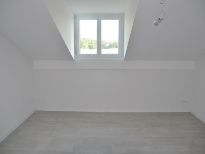 MONTAGNY-LA-VILLE - SUPERBE APPARTEMENT ATTIQUE ENV. 105 M2 image 5