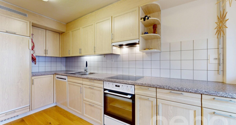 Sonniges Wohnglück: 5.5-Zimmer-Reihenhaus mit traumhaftem Garten image 5