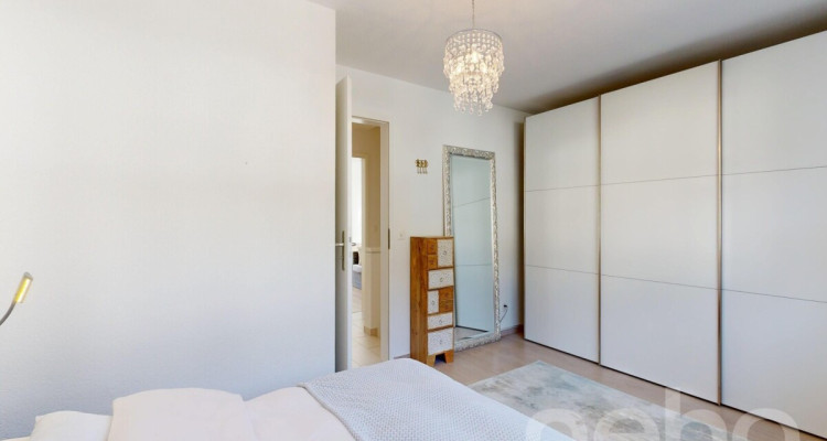 Eckreihenhaus mit Garten und Privatsphäre nähe Zürich image 5