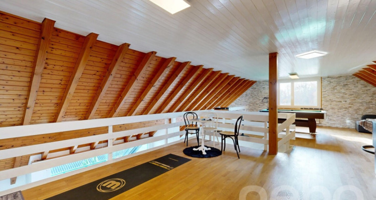 Grosszügige Dachwohnung mit Galerie an zentraler Lage image 8