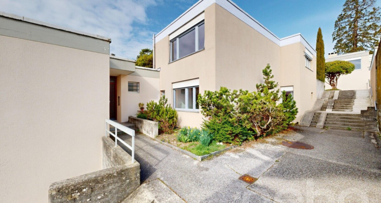 Magnifique Villa avec vue sur le lac image 1