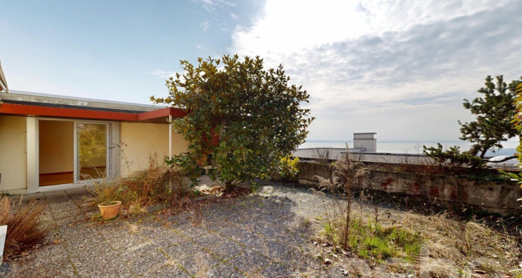 Magnifique Villa avec vue sur le lac image 12