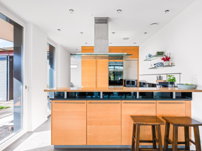 Exklusives Einfamilienhaus mit Weitsicht in idyllischer Lage image 9