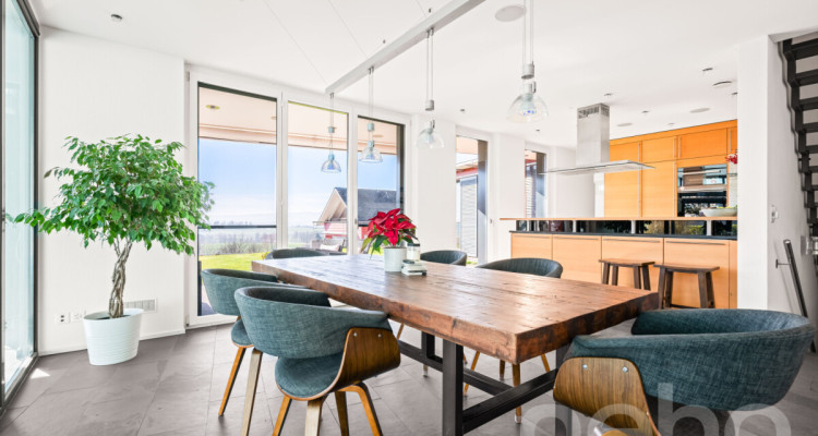 Exklusives Einfamilienhaus mit Weitsicht in idyllischer Lage image 8