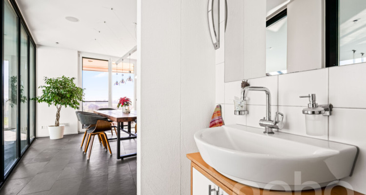 Exklusives Einfamilienhaus mit Weitsicht in idyllischer Lage image 12