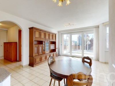 4.5-Zimmerwohnung mit Wintergarten und grosser Terrasse image 2