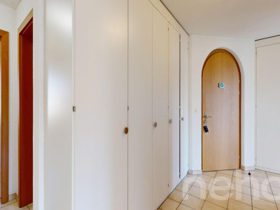 4.5-Zimmerwohnung mit Wintergarten und grosser Terrasse image 8