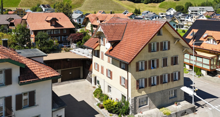 Attraktives Renditeobjekt mit Ausbau- und Neubauoption image 2