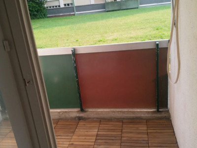 Magnifique 2 pièces semi-meublé à Meyrin avec petite terrasse image 1