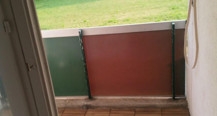 Magnifique 2 pièces semi-meublé à Meyrin avec petite terrasse image 1