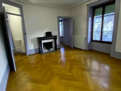 Élégant 5 pièces rénové avec cachet PlainPalais image 2