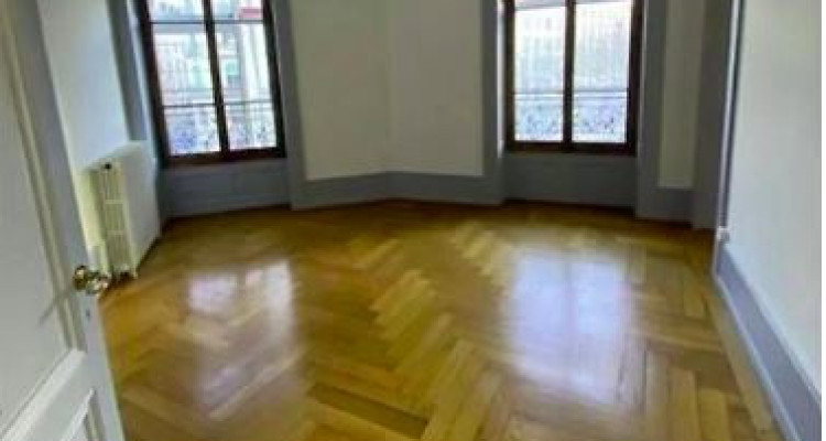 Élégant 5 pièces rénové avec cachet PlainPalais image 1