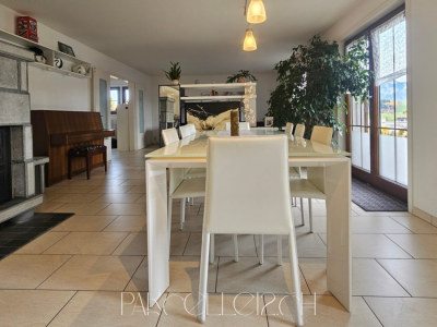 maison individuelle lumineuse avec jardin et fort potentiel, dans quartier prisé image 3