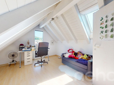 5.5-Zimmer-Doppelhaushälfte mit Wintergarten, Garten & 2 TG-Plätze image 10